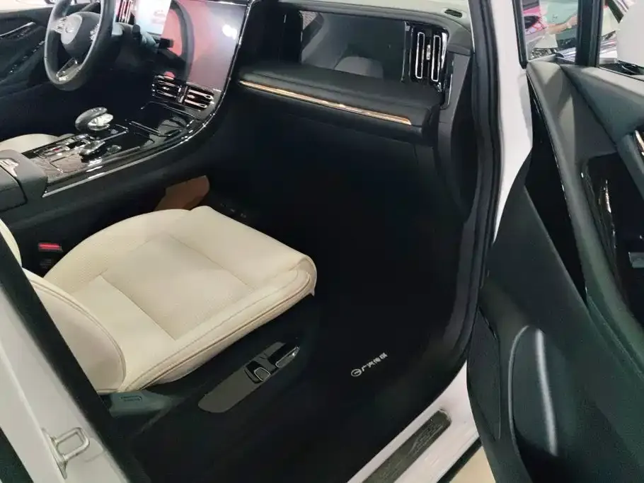 GAC Motor Trumpchi E9 — фото 2