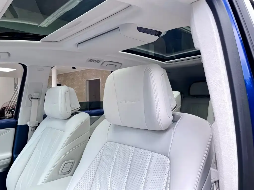 Buick GL8 Hybrid — фото 4
