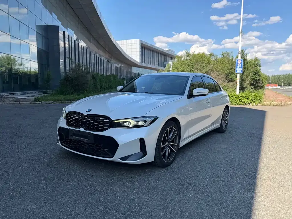 BMW 3 Series — фото 1