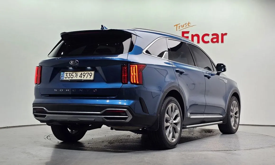 Kia Sorento — фото 4