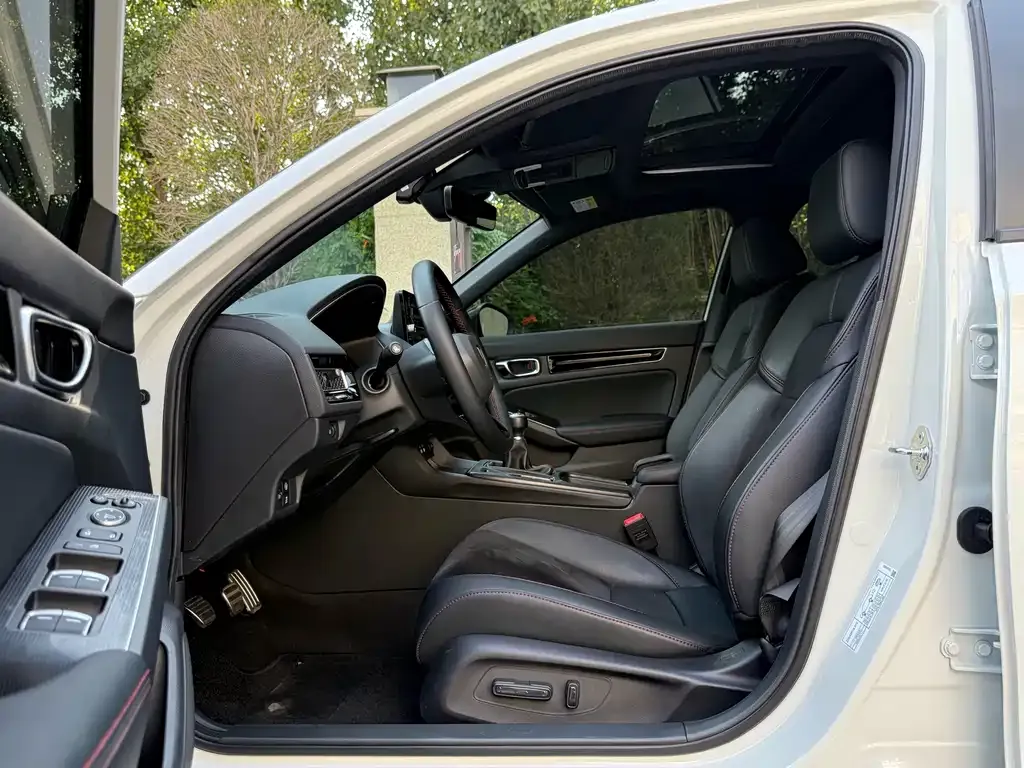 Honda Civic — фото 10