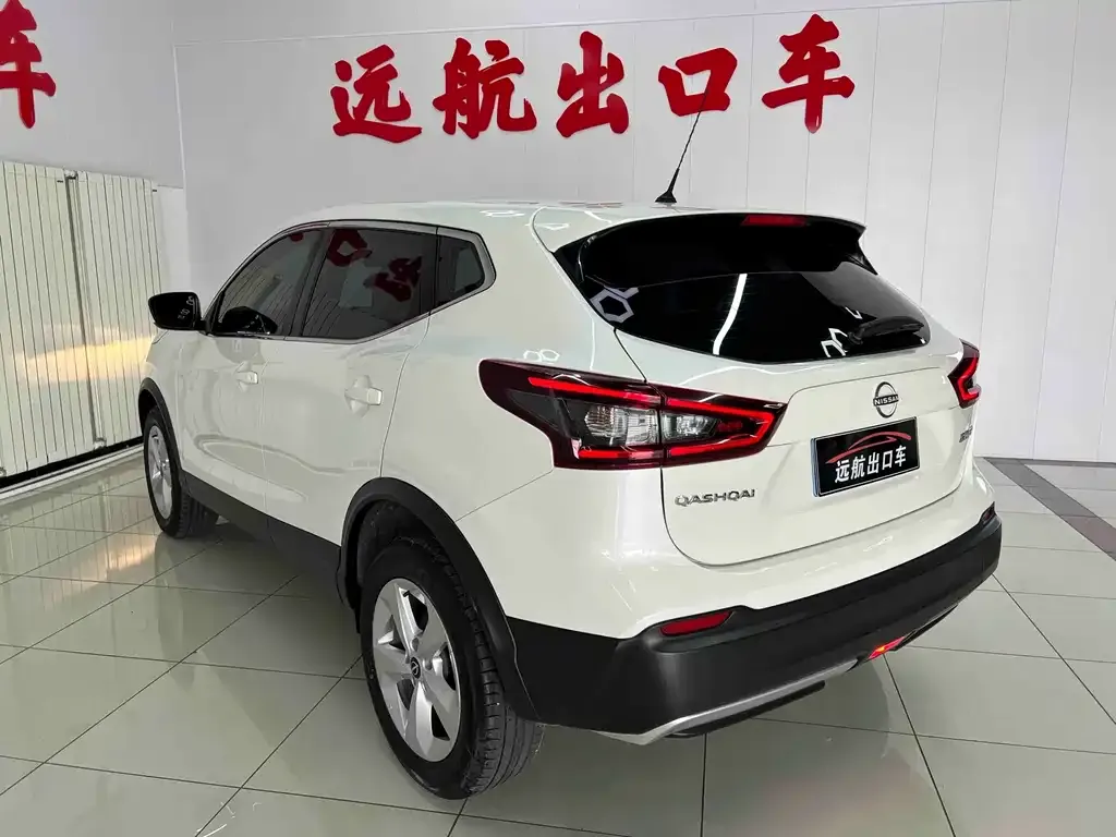Nissan Qashqai — фото 6