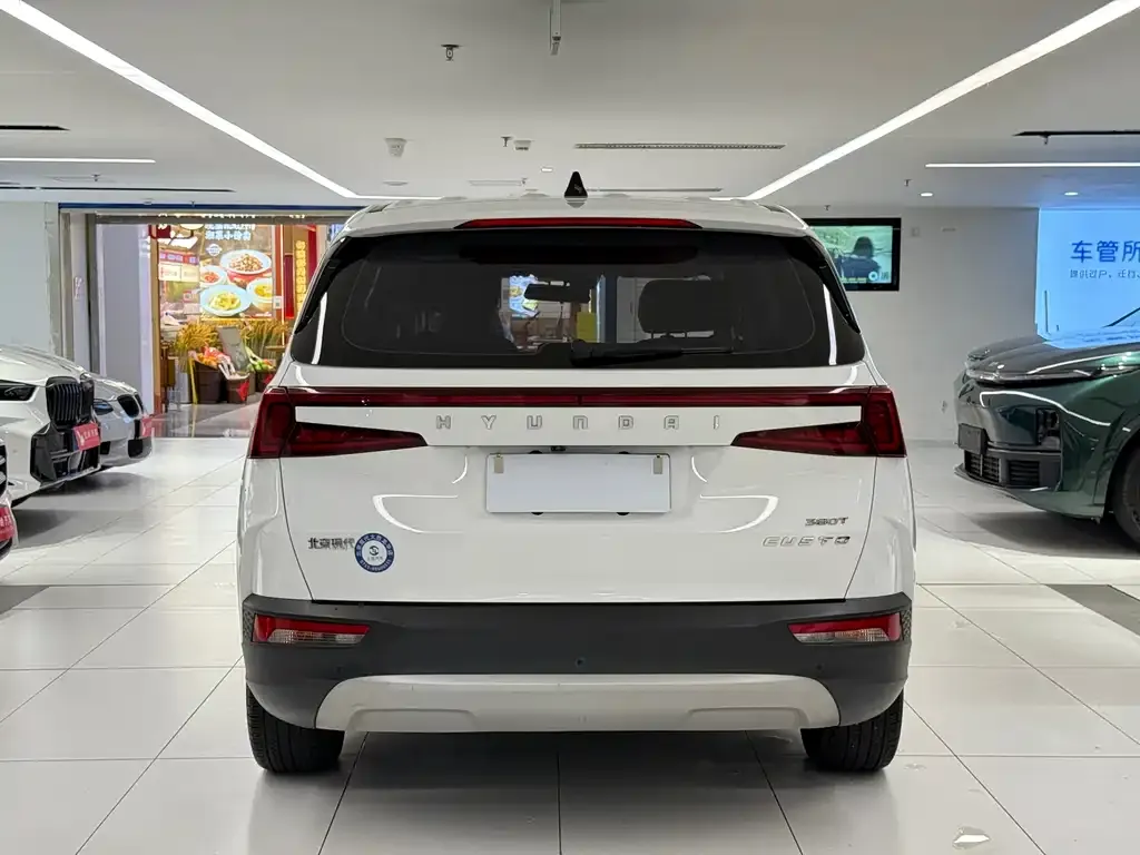 Hyundai Custo — фото 10