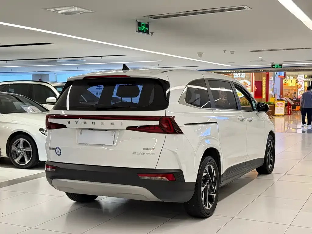Hyundai Custo — фото 7