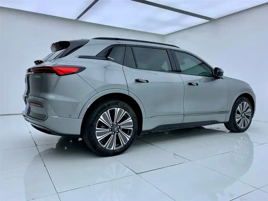 Buick E5 2024 из CN, фото 7