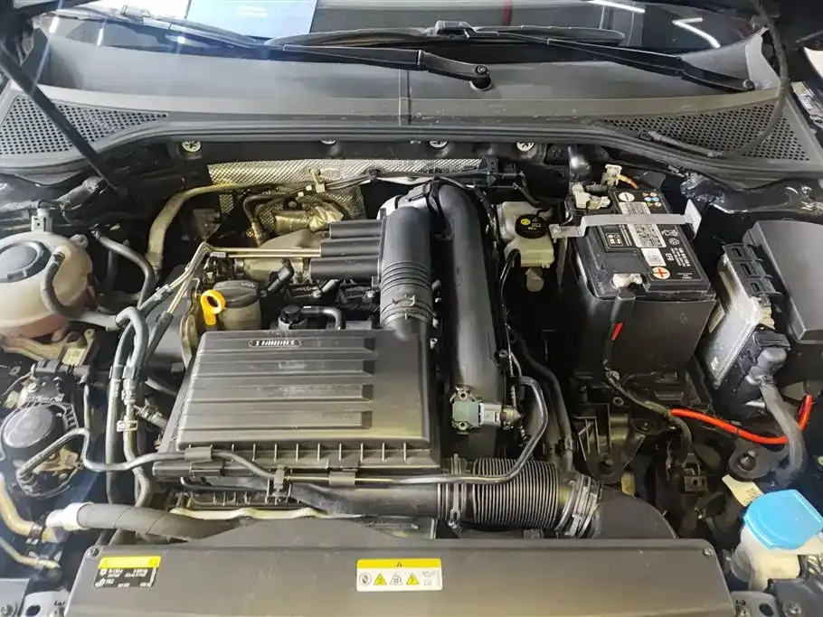 Volkswagen Magotan 2022 из CN, фото 10