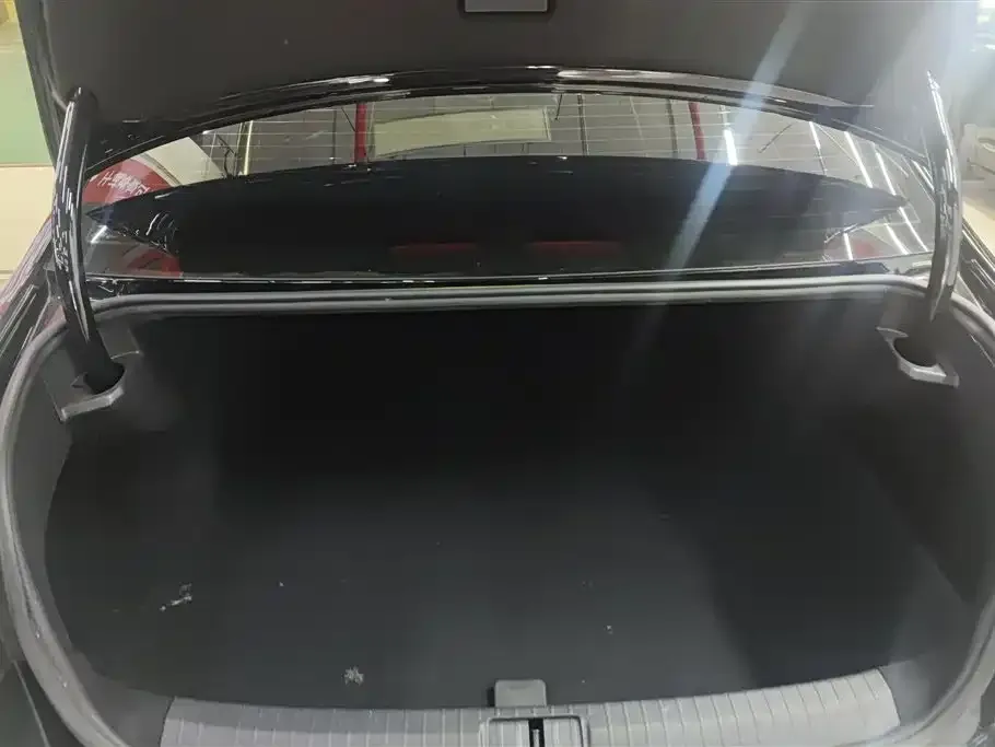 Volkswagen Magotan 2022 из CN, фото 2