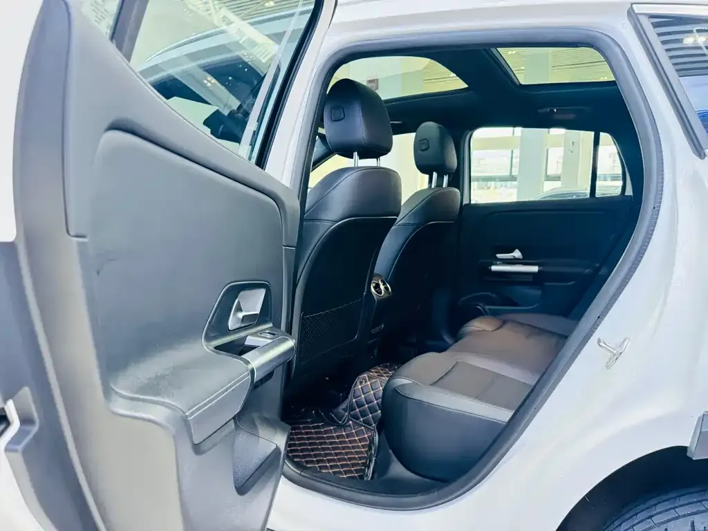 Mercedes-Benz GLA — фото 5