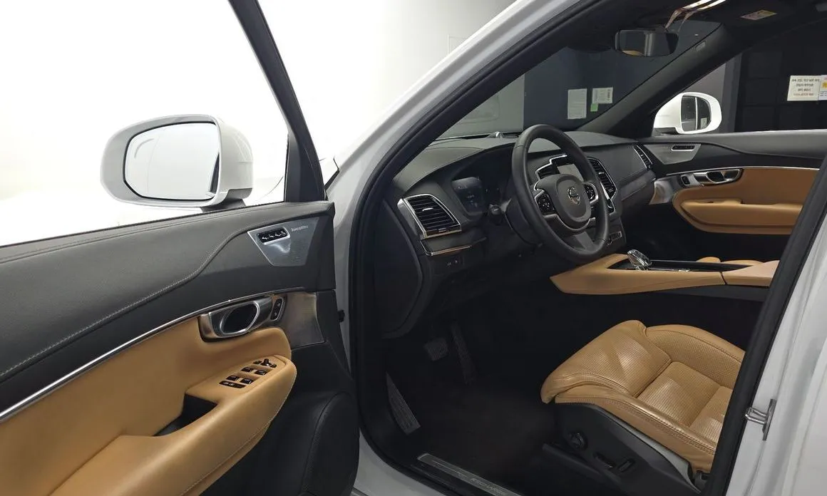 Volvo XC90 2023 из KR, фото 8