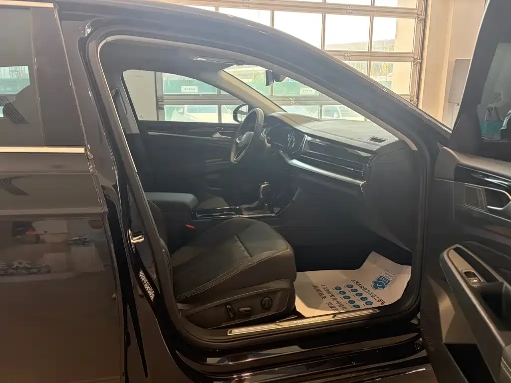 Volkswagen Passat — фото 3