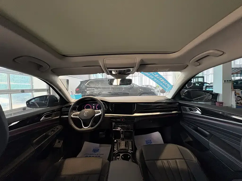 Volkswagen Passat — фото 7