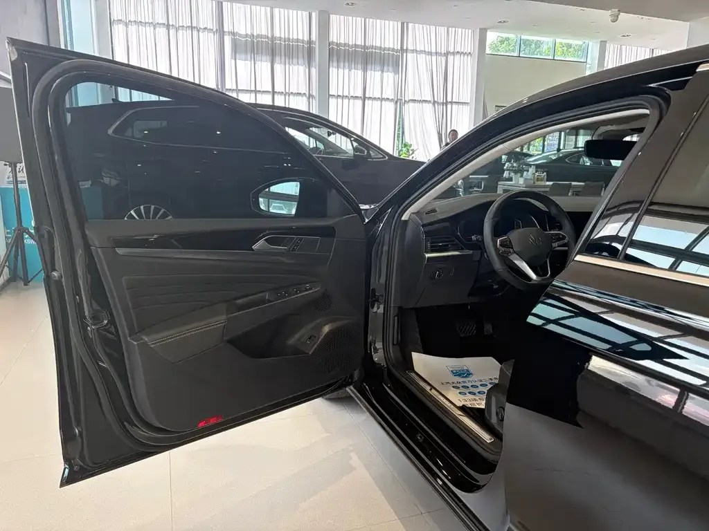 Volkswagen Passat — фото 10