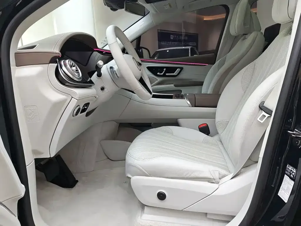 Mercedes-Benz EQS SUV 2023 из CN, фото 8