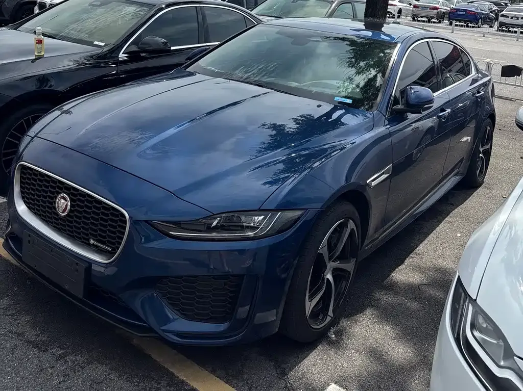 Jaguar XEL — фото 1