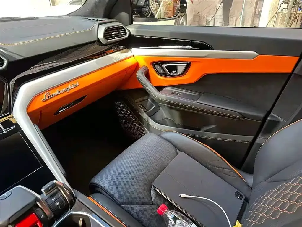 Lamborghini Urus — фото 7