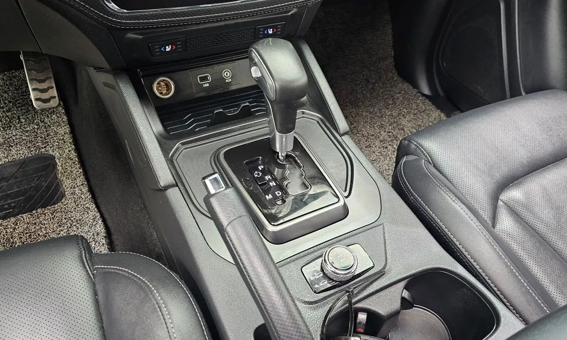 KG Mobility (Ssangyong) Rexton — фото 10