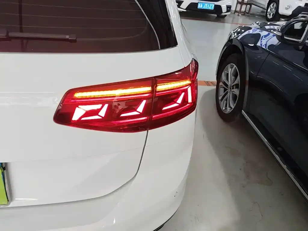 Volkswagen Viloran 2023 из CN, фото 5