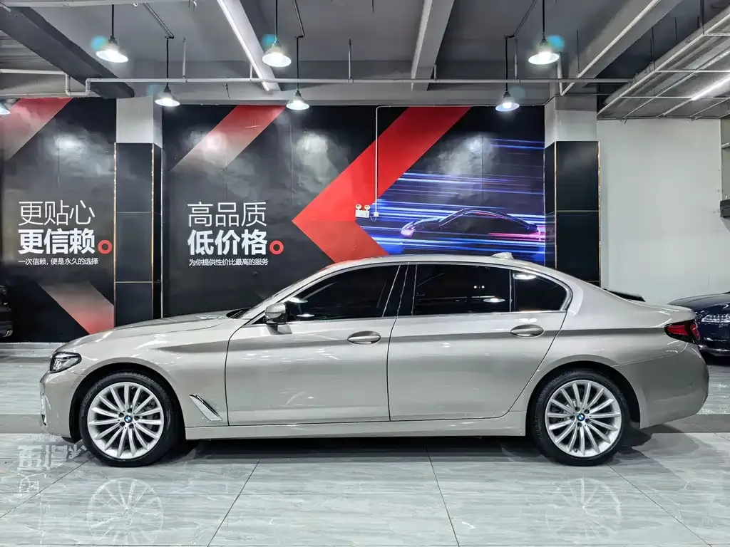 BMW 5 Series — фото 4