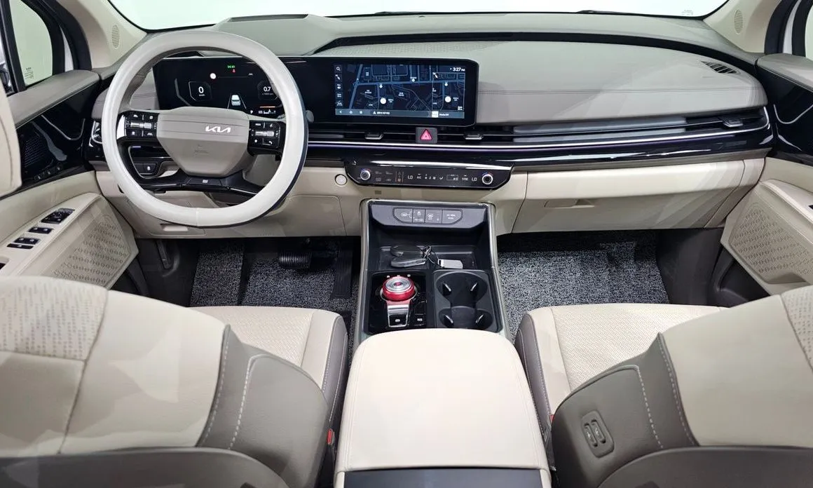 Kia Carnival — фото 6