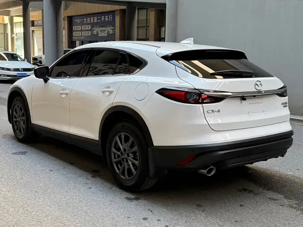 Mazda CX-4 — фото 4