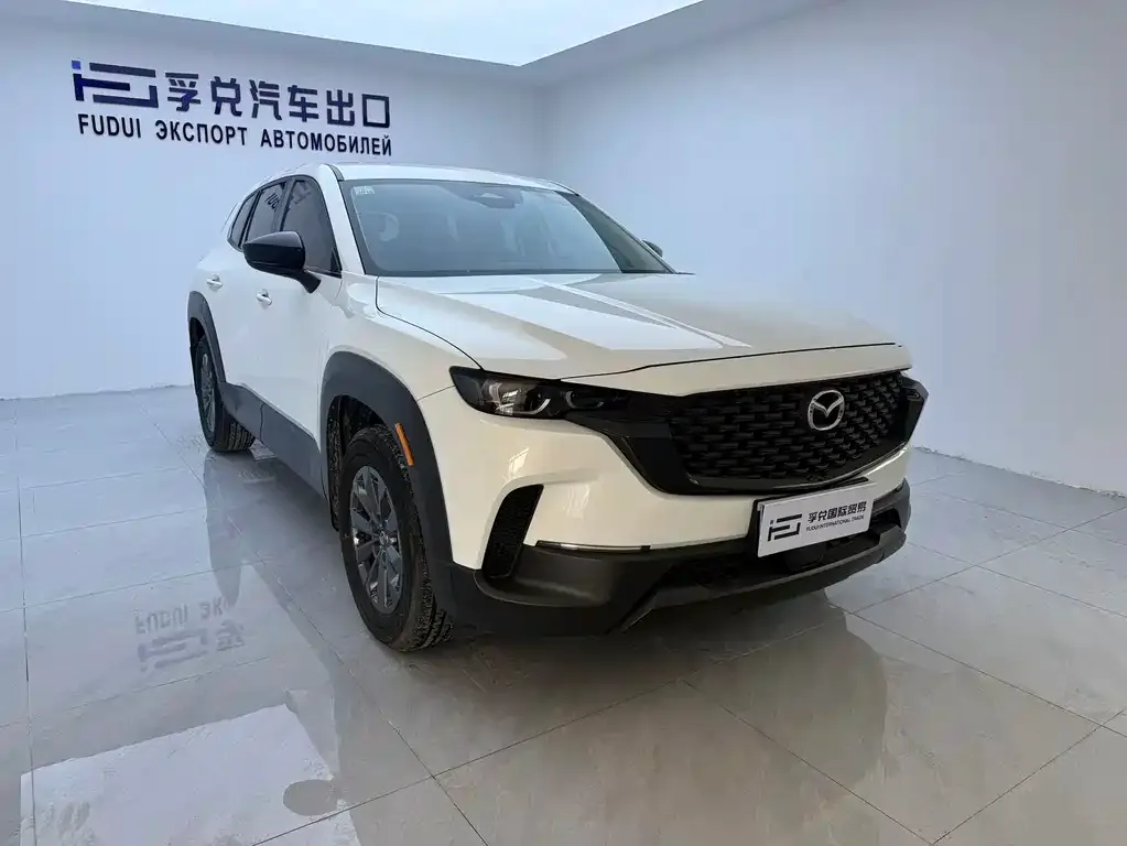 Mazda CX-50 2023 из CN, фото 2