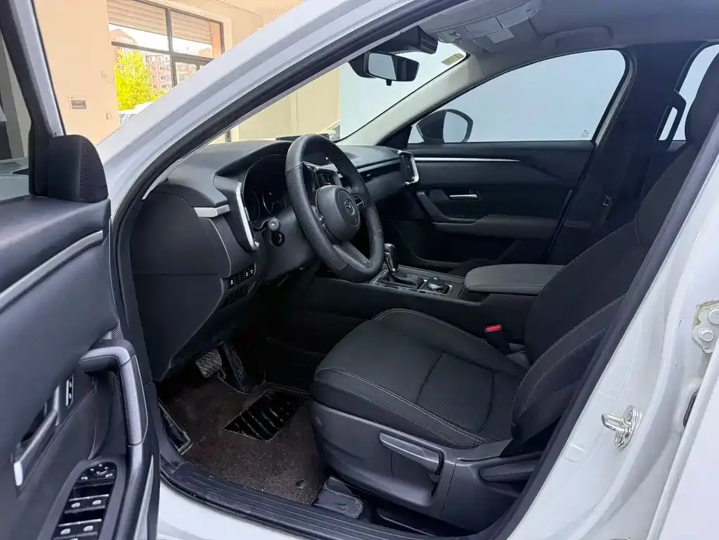 Mazda CX-50 2023 из CN, фото 4