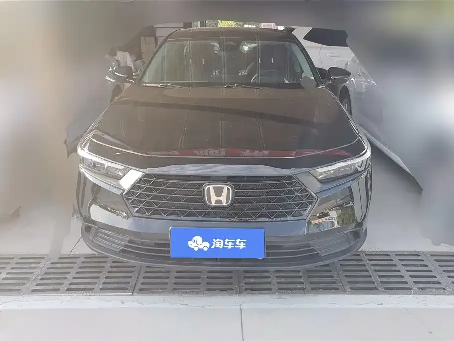 Honda Accord — фото 8
