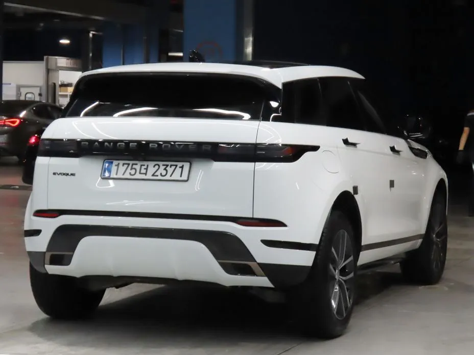Land Rover Range Rover Evoque — фото 6