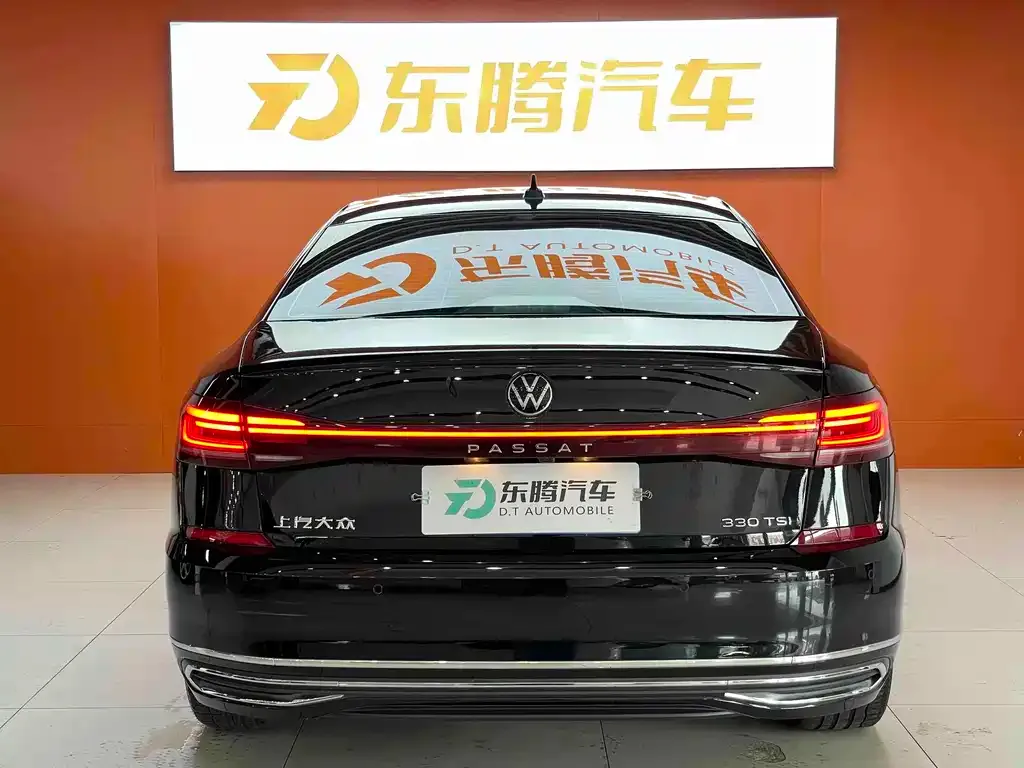 Volkswagen Passat — фото 8