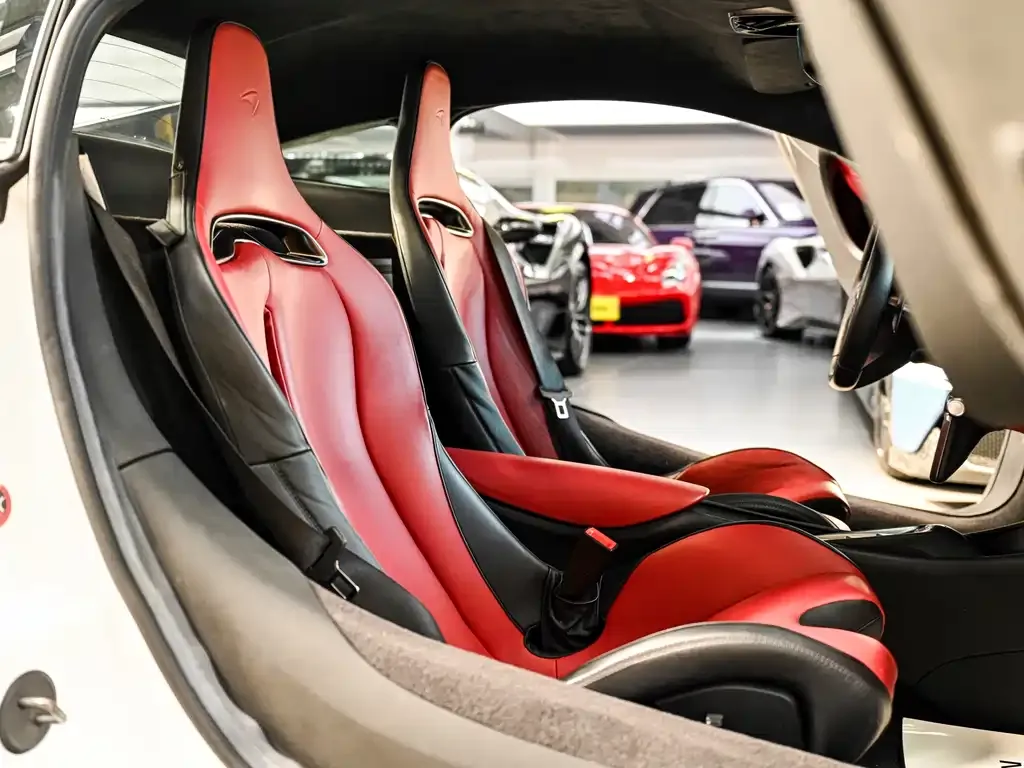 McLaren Artura 2025 из CN, фото 7