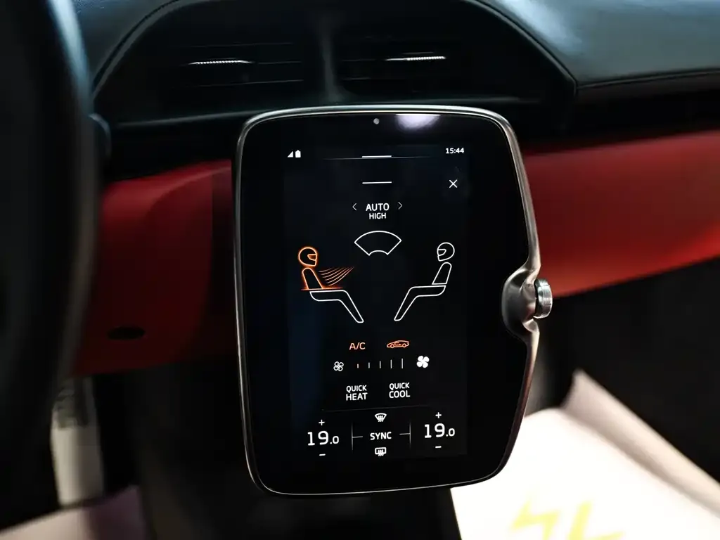 McLaren Artura 2025 из CN, фото 3
