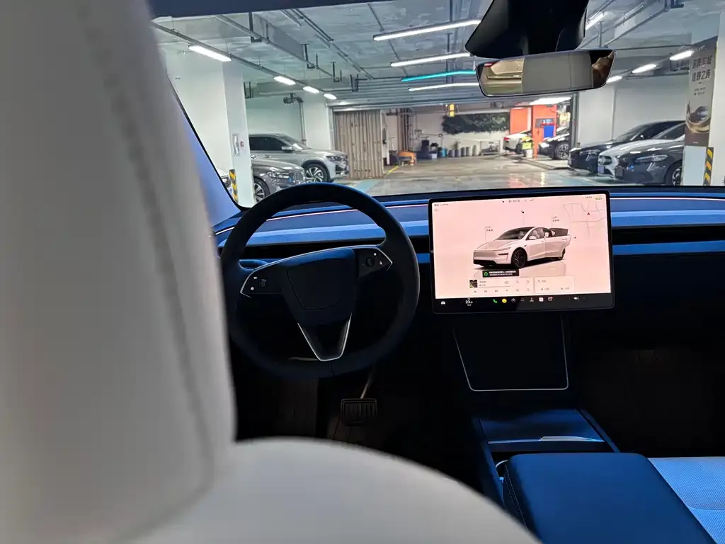 Tesla Model Y — фото 4