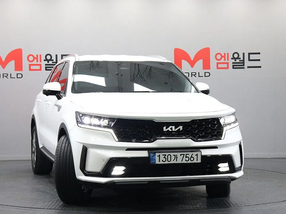 Kia Sorento — фото 6