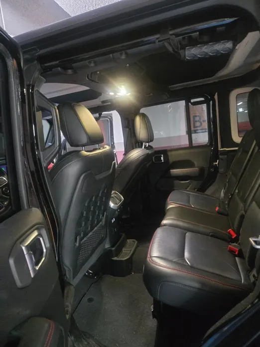 Jeep Wrangler 2021 из KR, фото 3