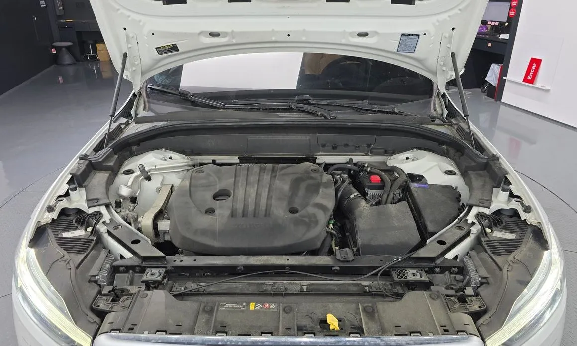 Volvo XC60 2021 из KR, фото 9