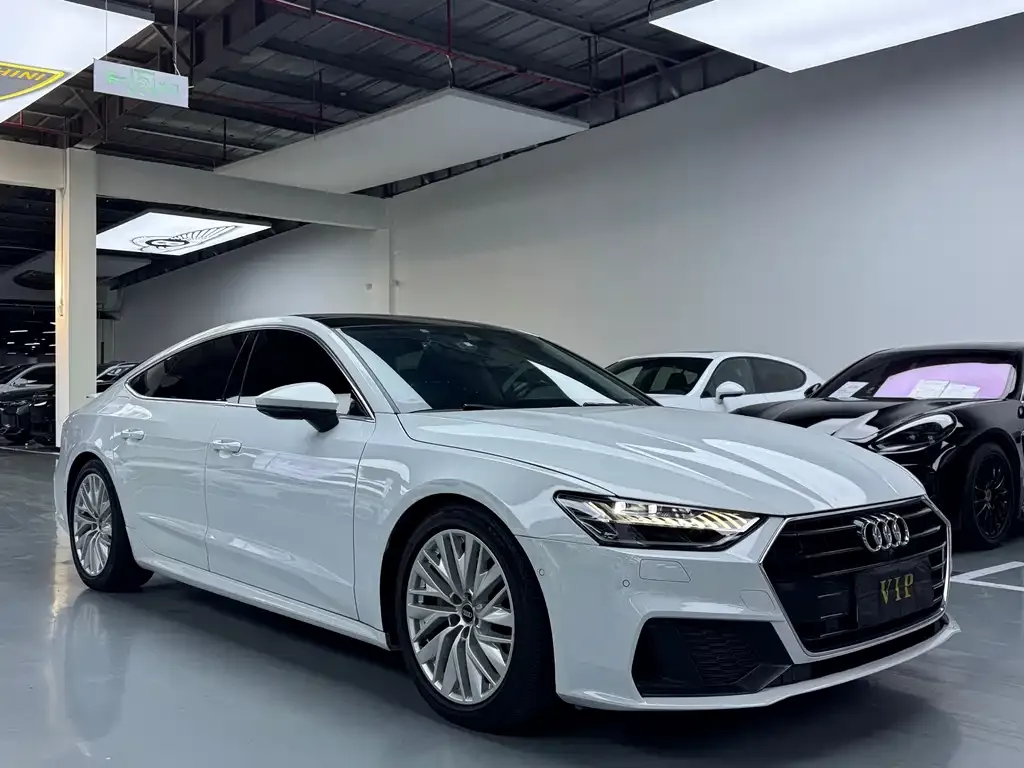 Audi A7 2021 из CN, фото 3