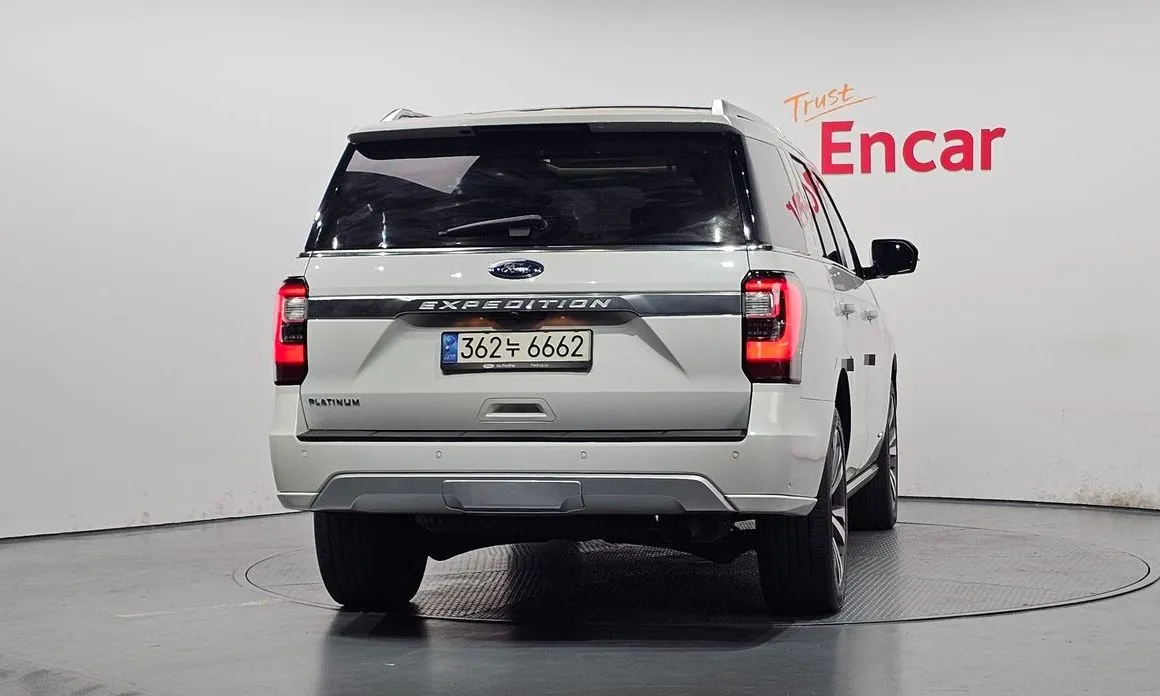 Ford Expedition 2021 из KR, фото 2