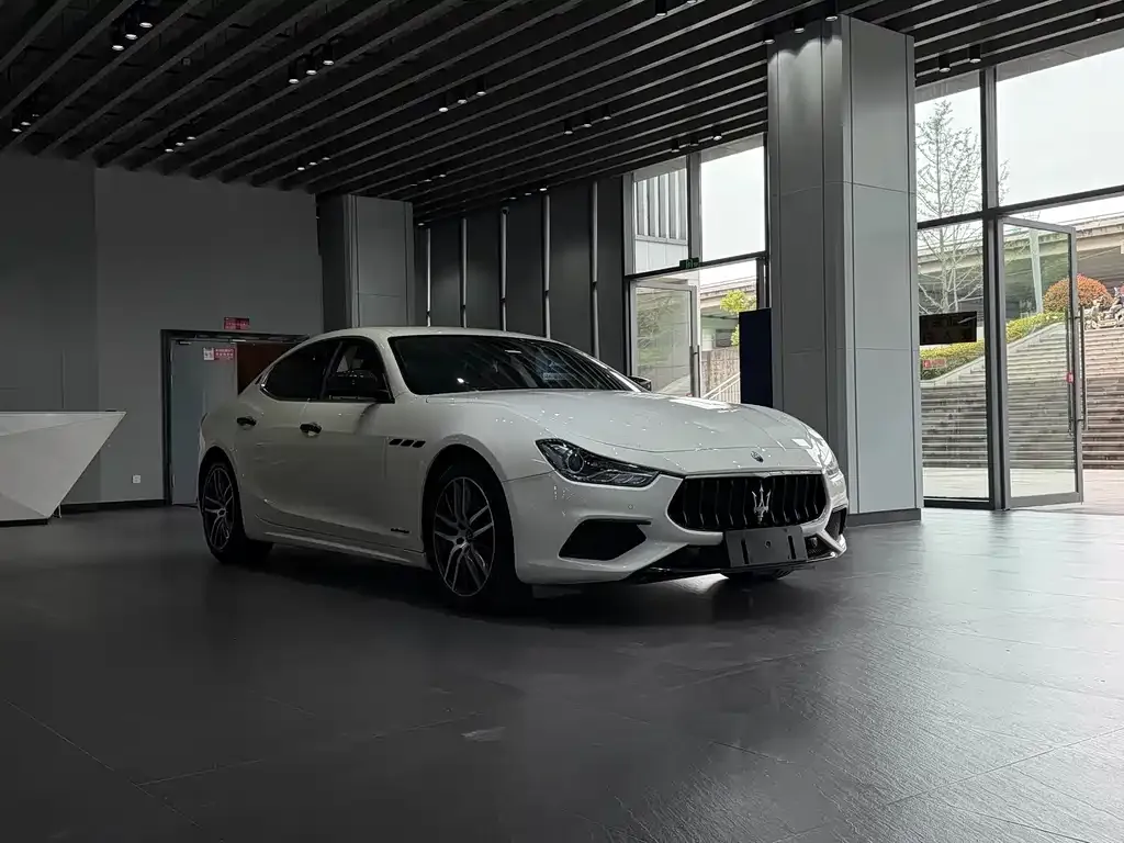 Maserati Ghibli — фото 2