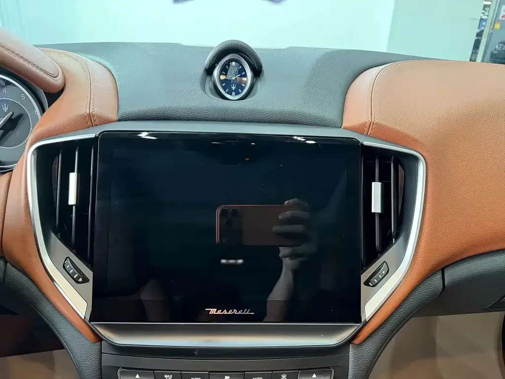 Maserati Ghibli — фото 4