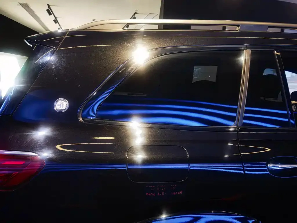 Mercedes-Benz GLS AMG — фото 7