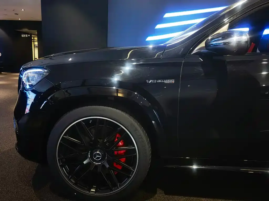 Mercedes-Benz GLS AMG — фото 10