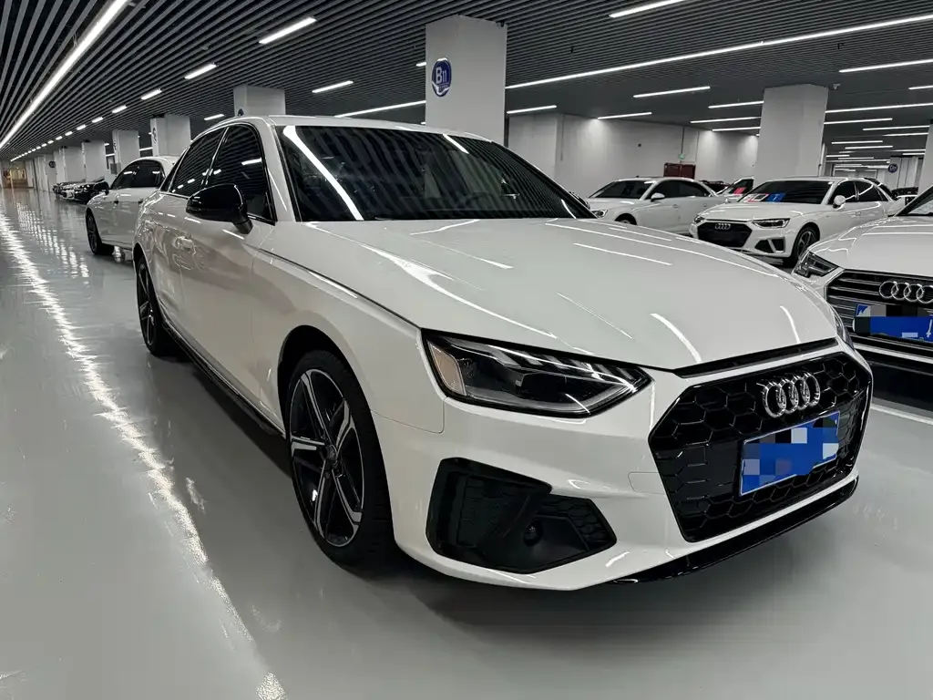 Audi A4L 2024 из CN, фото 10