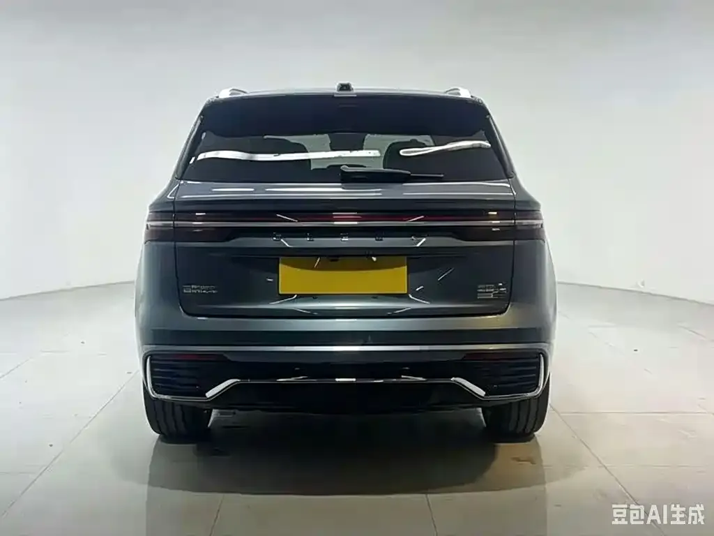Geely Xingyue L — фото 10