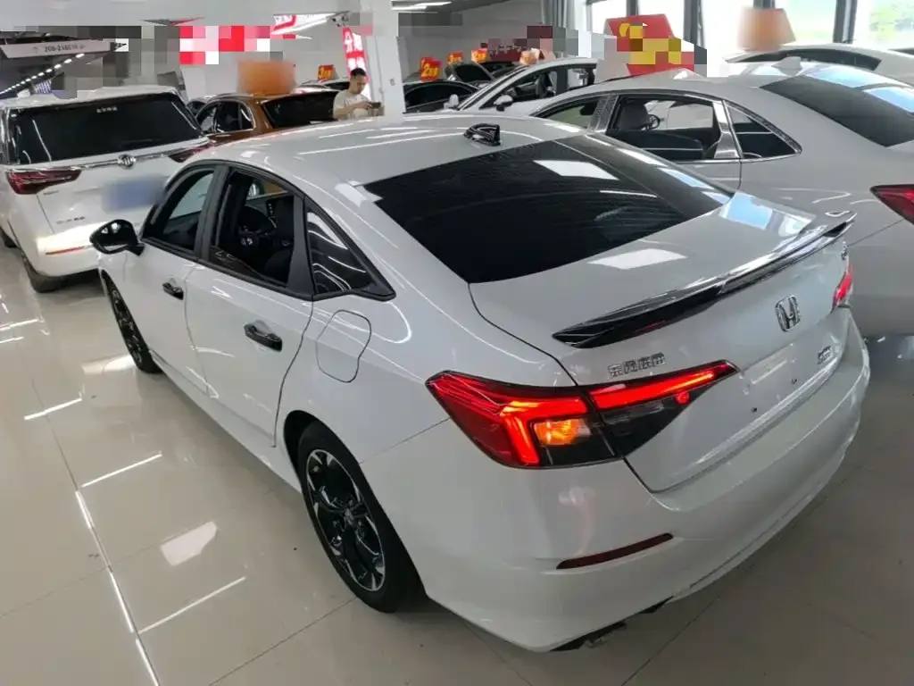 Honda Civic — фото 5