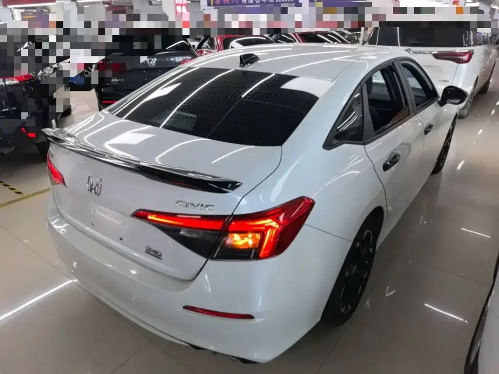 Honda Civic — фото 4