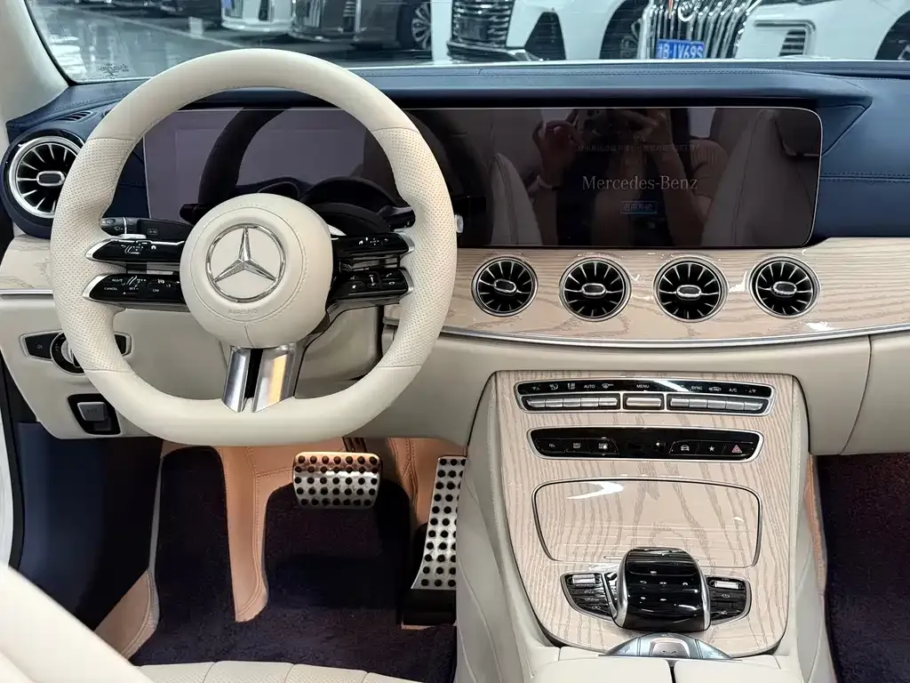 Mercedes-Benz E-Class (Import) — фото 8