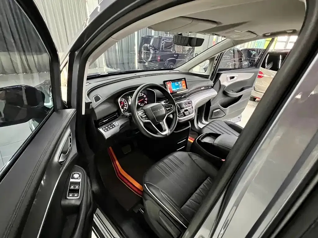 Roewe iMAX8 — фото 7