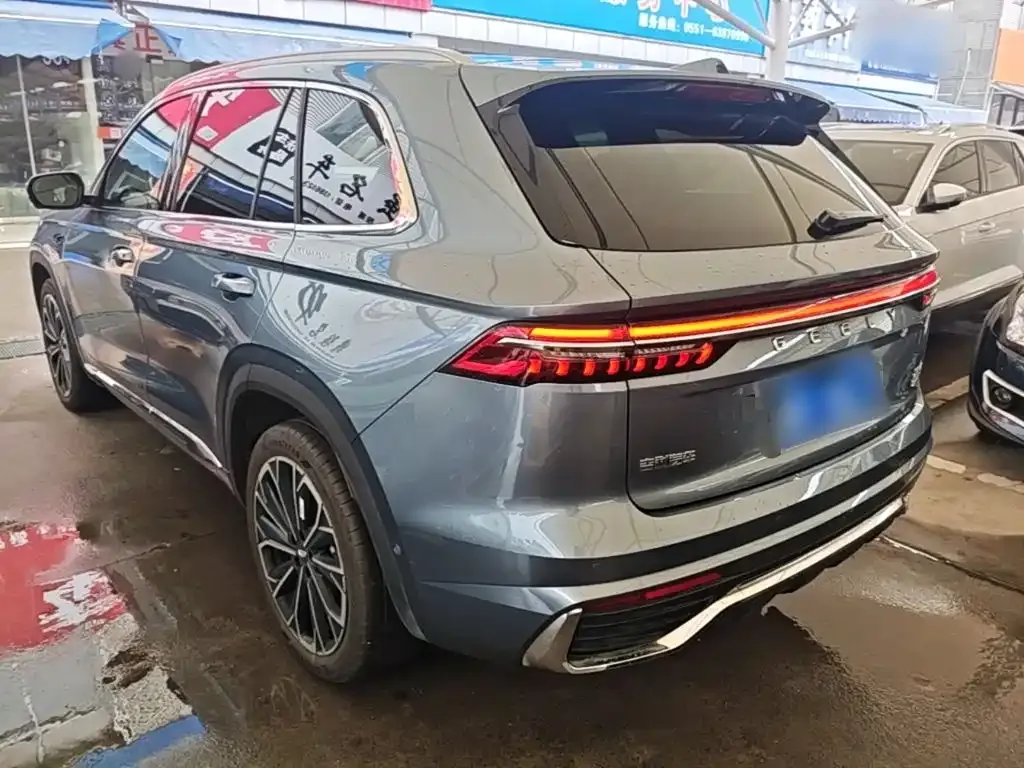 Geely Xingyue L — фото 9