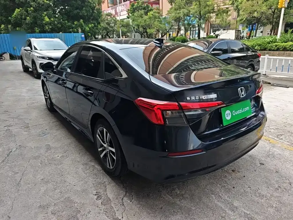 Honda Civic — фото 5