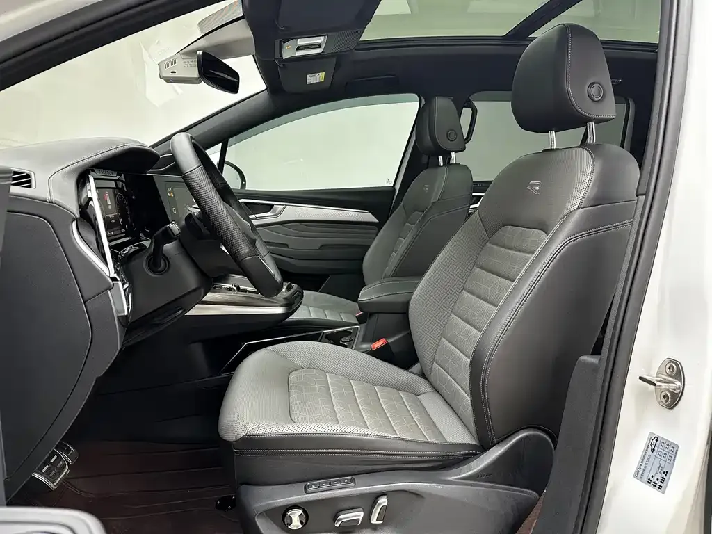 Volkswagen Talagon 2021 из CN, фото 4